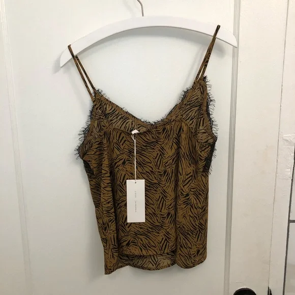 Lush 🐆 lace trim animal print top NWT - Picture 5 of 5